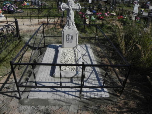 Памятник из полимербетона№58